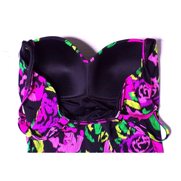 🆕BETSEY JOHNSON One Piece Bandeau Floral Swimsuit Floral Large - Picture 7 of 8